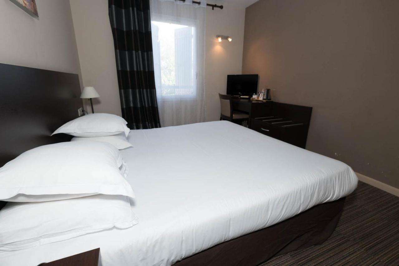 Sowell Hotels Domaine De La Petite Isle LʼIsle-sur-la-Sorgue Dış mekan fotoğraf